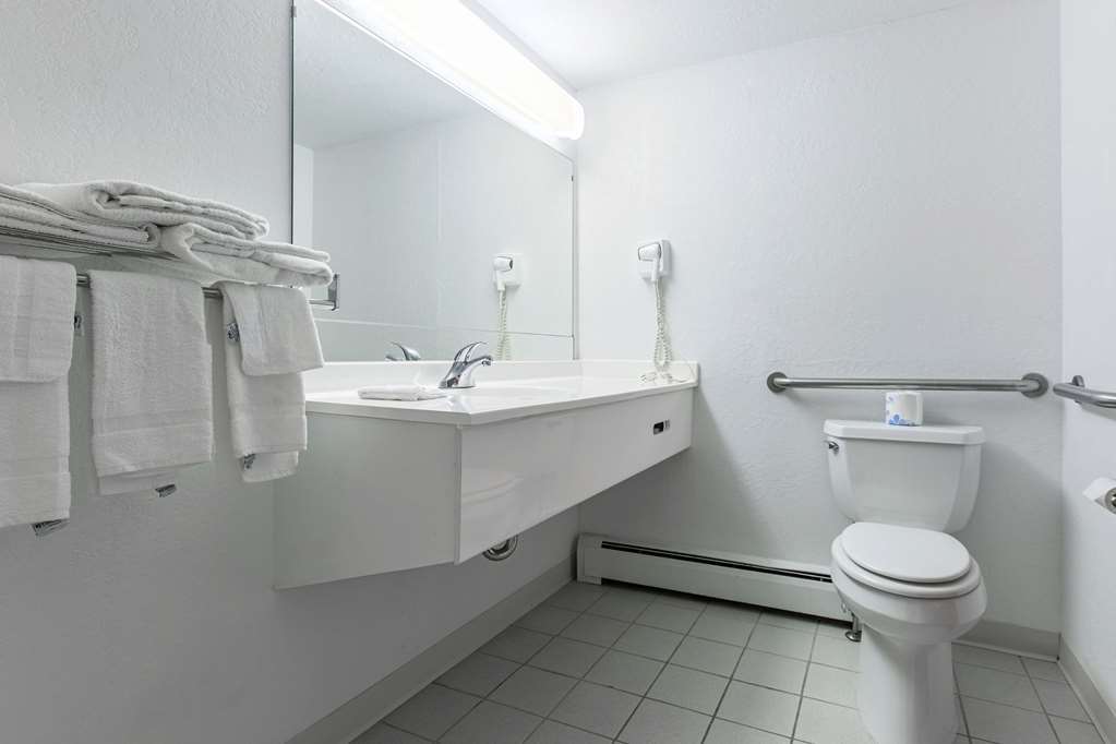 Amerivu Inn Harvest Estates New Hampton Δωμάτιο φωτογραφία