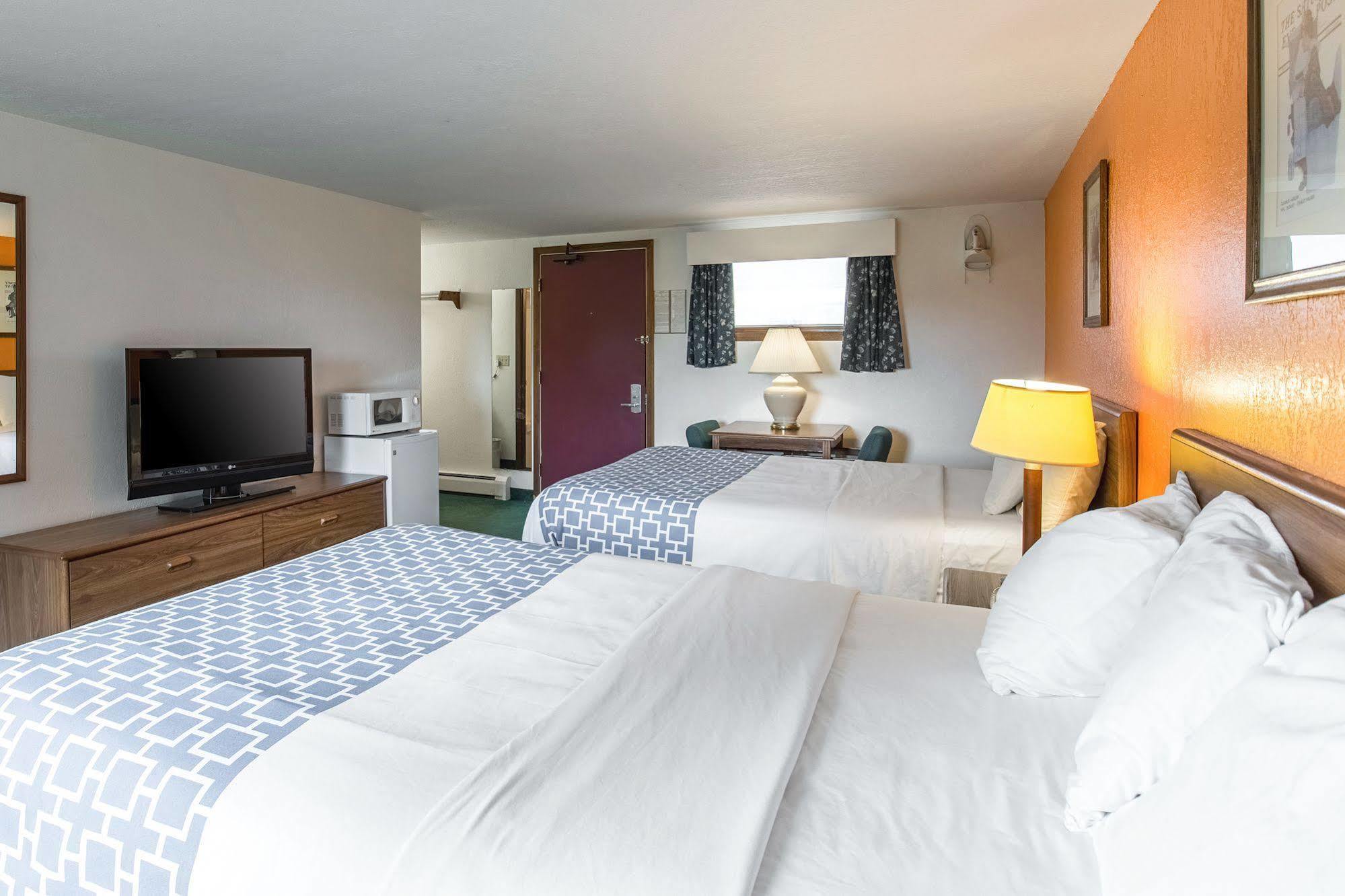 Amerivu Inn Harvest Estates New Hampton Εξωτερικό φωτογραφία